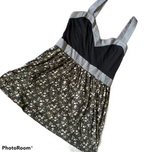 🤑4 for$5🤑 Kimchi BlueTank top blouse